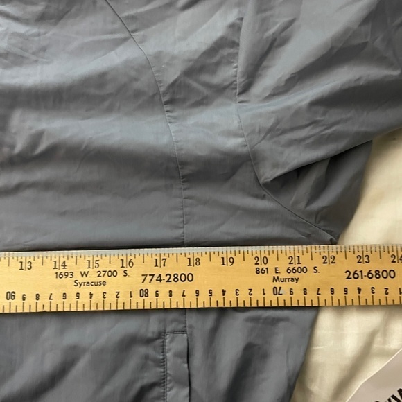 ZYIA Active Gray Drawstring Light Windbreaker Jacket Full Zip Women Size XL - Picture 6 of 6